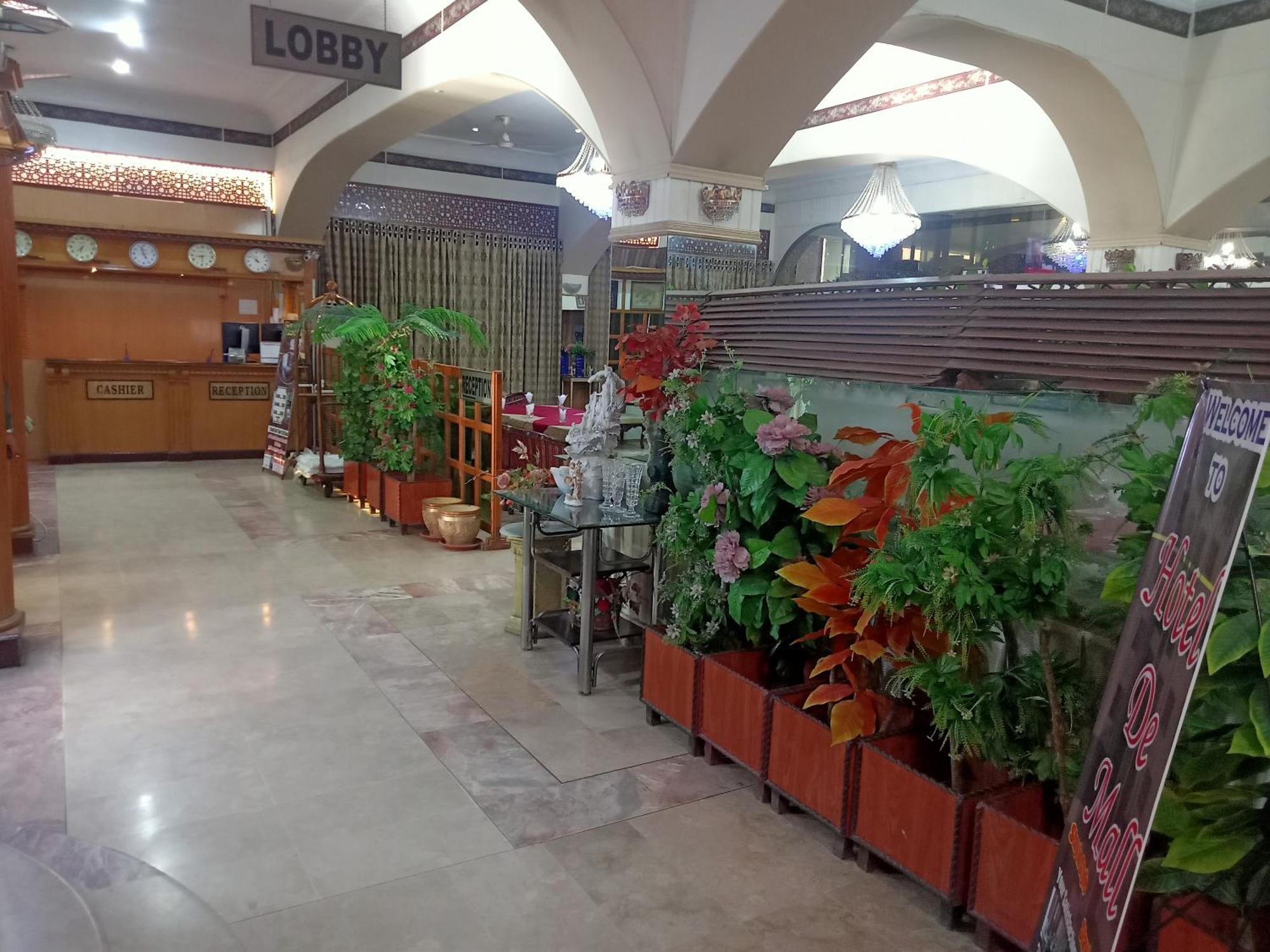 Hotel De Mall Rawalpindi Buitenkant foto